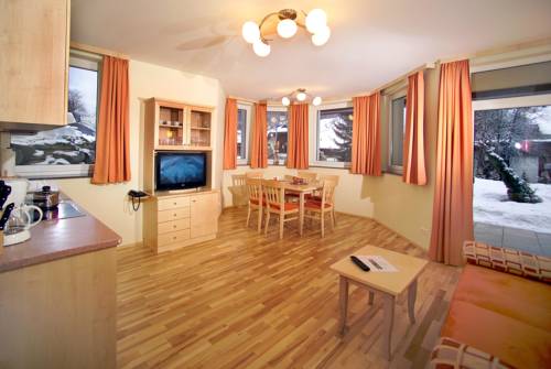 Imagen de la habitación del Hotel Alpine Spa Residence. Foto 9