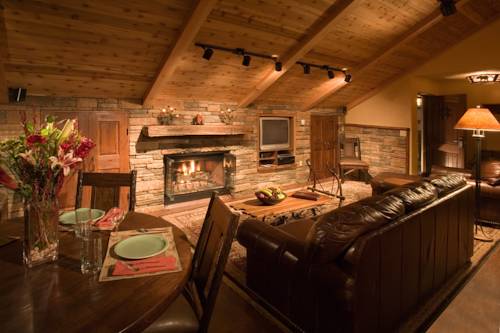 Imagen de la habitación del Hotel Alpine Village Suites. Foto 13