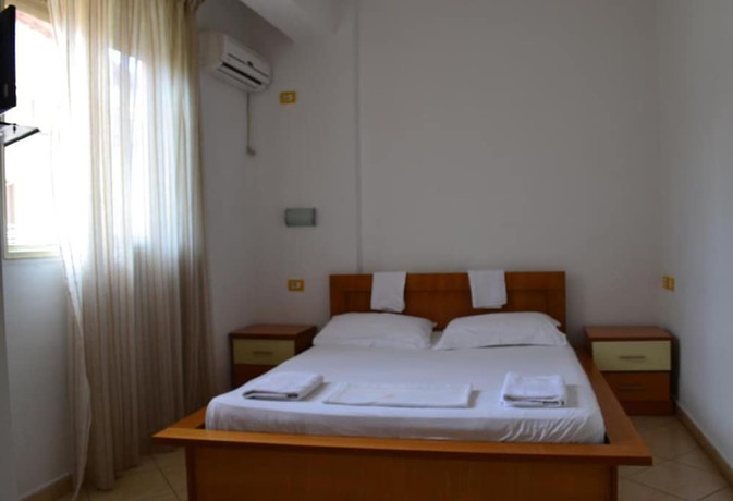 Imagen de la habitación del Hotel Alpine, Vlore. Foto 17