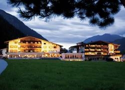 Imagen general del Hotel Alpine Wellnesshotel Karwendel****S. Foto 4