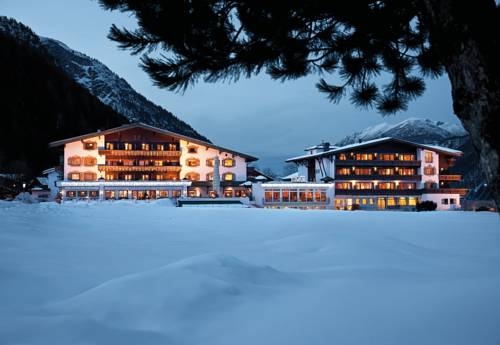 Imagen general del Hotel Alpine Wellnesshotel Karwendel****S. Foto 16