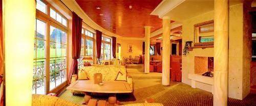 Imagen general del Hotel Alpine Wellnesshotel Karwendel****S. Foto 26