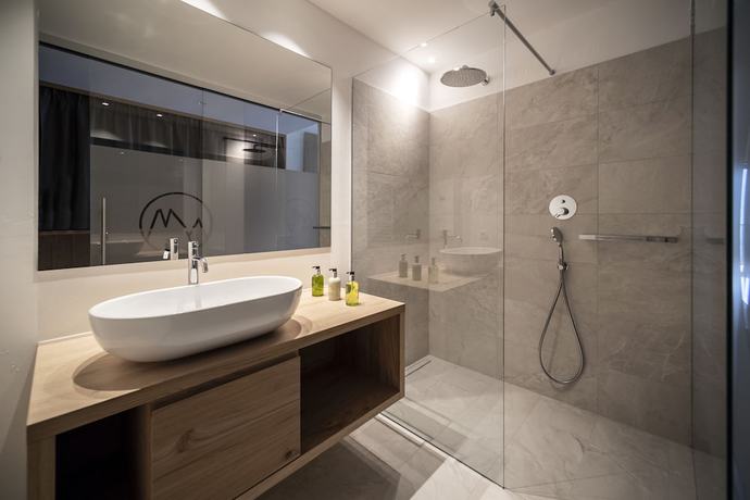 Imagen de la habitación del Hotel Alpinhotel Vajolet - Adults only. Foto 13