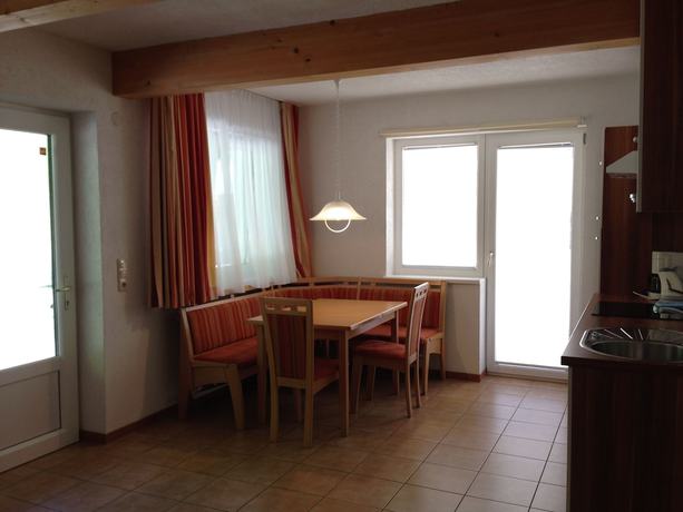 Imagen de la habitación del Hotel Alpinhotel Zerres. Foto 5