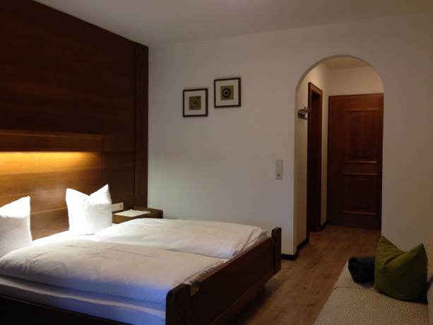 Imagen de la habitación del Hotel Alpinhotel Zerres. Foto 7