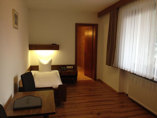 Imagen de la habitación del Hotel Alpinhotel Zerres. Foto 10