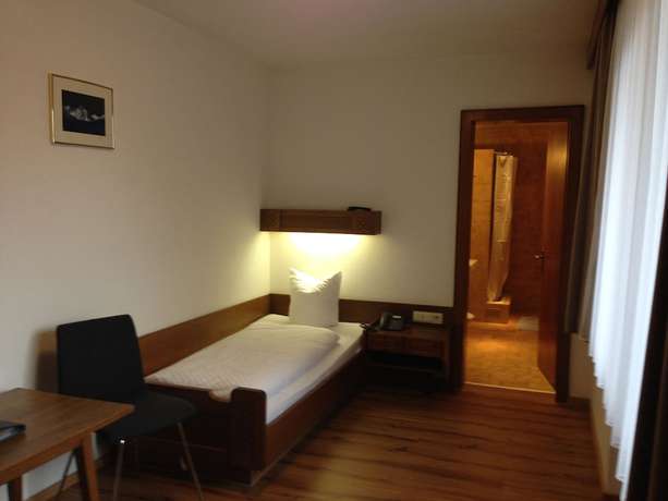 Imagen de la habitación del Hotel Alpinhotel Zerres. Foto 13