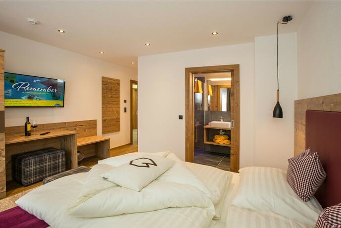 Imagen de la habitación del Hotel Alpinium. Foto 20