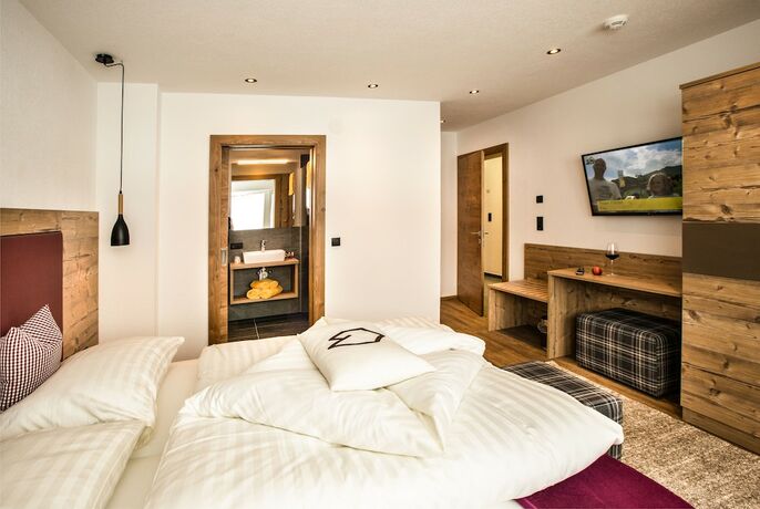 Imagen de la habitación del Hotel Alpinium. Foto 23