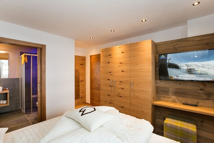 Imagen de la habitación del Hotel Alpinium. Foto 28