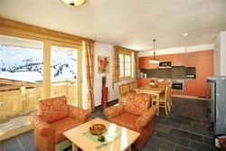 Imagen general del Hotel Alpinlodges K&uuml;htai. Foto 4