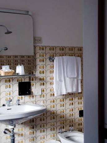 Imagen de la habitación del Hotel Alpino, Cavagnano. Foto 6