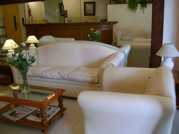 Imagen de los interiores del Hotel Alpino. Foto 6