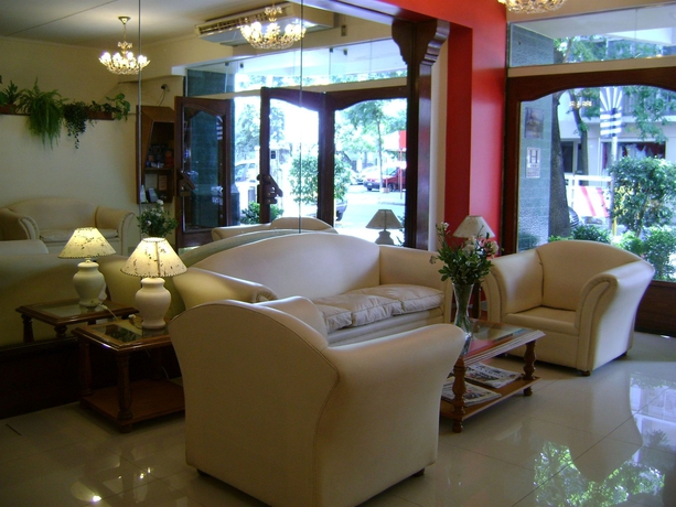 Imagen de los interiores del Hotel Alpino. Foto 7