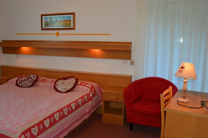 Imagen de la habitación del Hotel Alpino Family Wellness. Foto 25