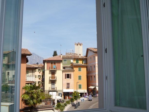 Imagen de la habitación del Hotel Alpino, Malcesine. Foto 8