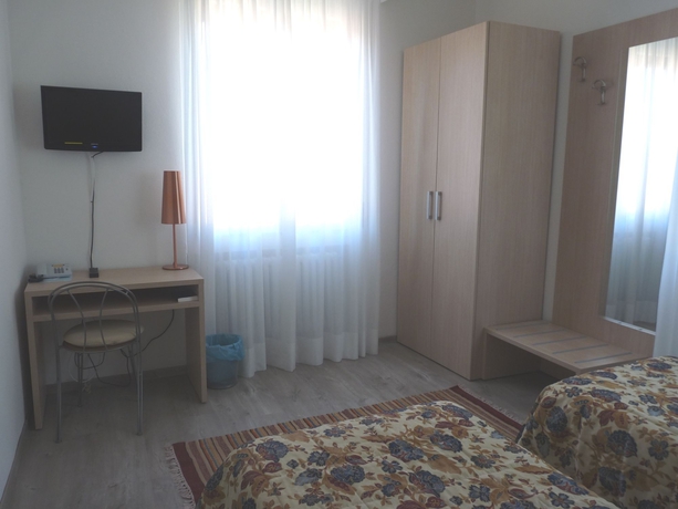 Imagen de la habitación del Hotel Alpino, Malcesine. Foto 12