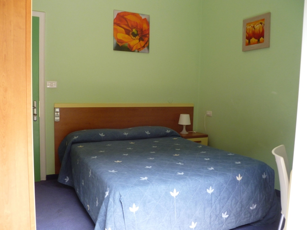 Imagen de la habitación del Hotel Alpino, Malcesine. Foto 16