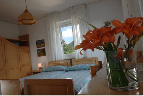Imagen de la habitación del Hotel Alpino, Varena. Foto 6