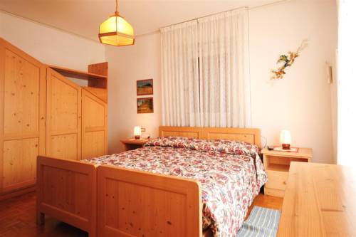 Imagen de la habitación del Hotel Alpino, Varena. Foto 10