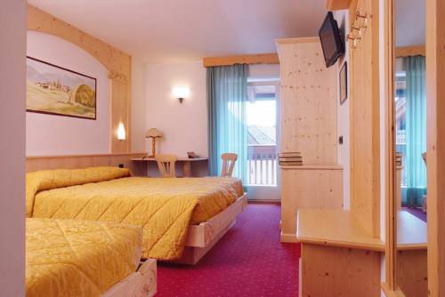 Imagen de la habitación del Hotel Alpino, Varena. Foto 13