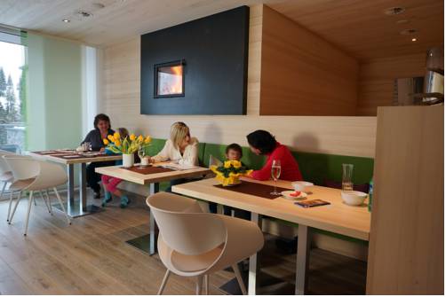 Imagen de la habitación del Hotel Alpinresort Damüls. Foto 3