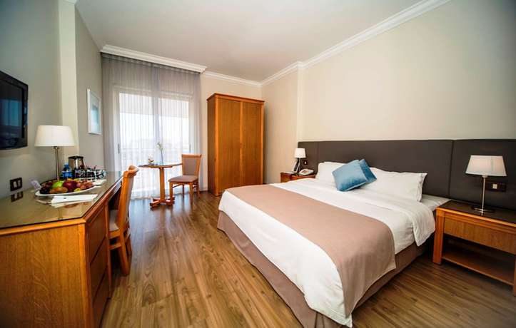 Imagen de la habitación del Hotel Alqasr Metropole. Foto 14