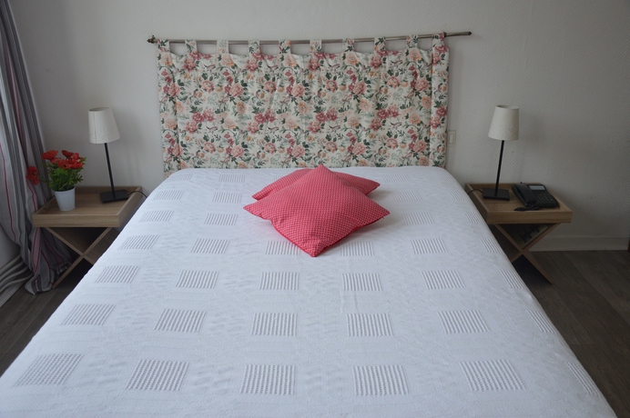 Imagen de la habitación del Hotel Alsace Lorraine. Foto 19