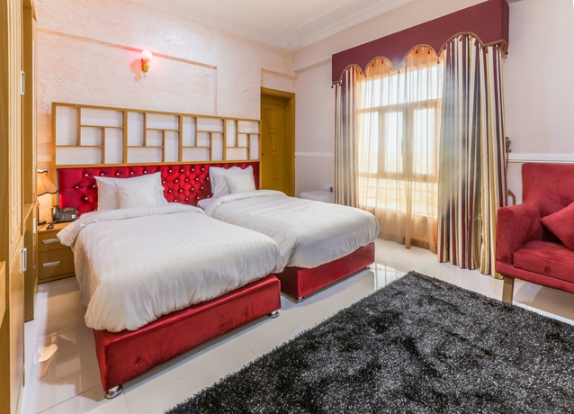 Imagen de la habitación del Hotel Al-saif Grand. Foto 3