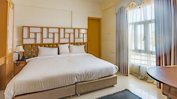 Imagen de la habitación del Hotel Al-saif Grand. Foto 7