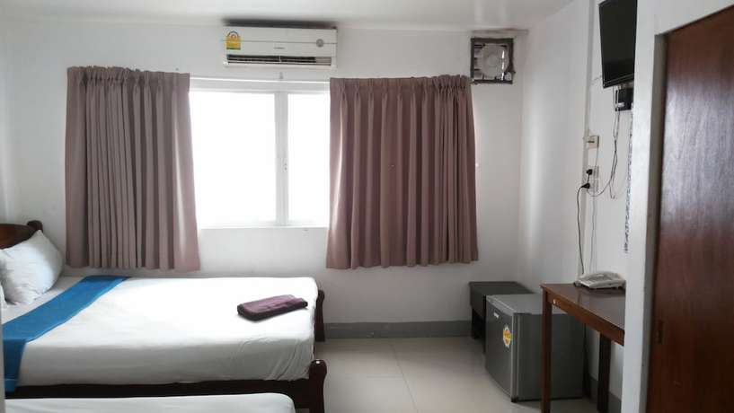 Imagen de la habitación del Hotel Al-sana. Foto 3