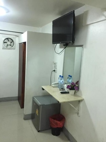 Imagen de la habitación del Hotel Al-sana. Foto 14