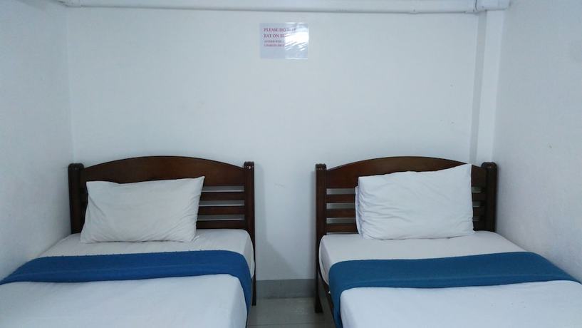 Imagen de la habitación del Hotel Al-sana. Foto 17