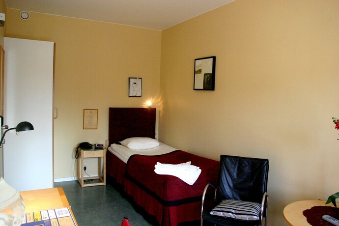 Imagen de la habitación del Hotel Alsénsl. Foto 2