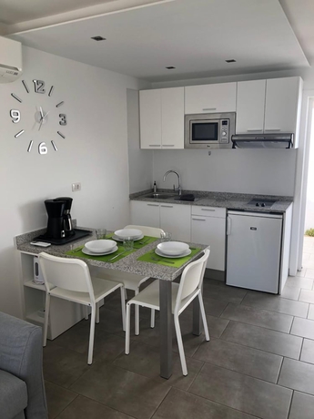 Imagen de la habitación del Hotel Alsol Los Leones Bungalows. Foto 8