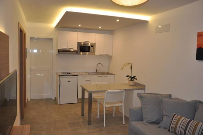 Imagen de la habitación del Hotel Alsol Los Leones Bungalows. Foto 9