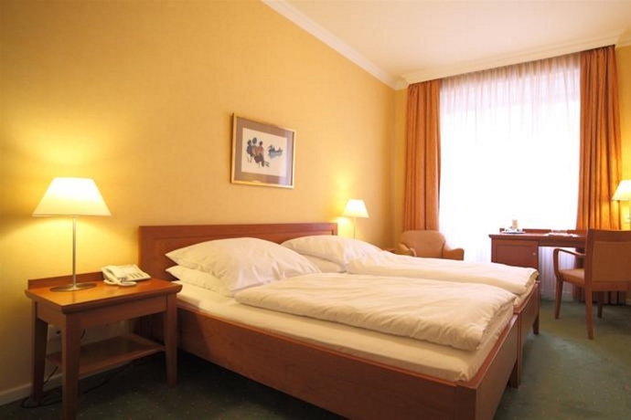 Imagen general del Hotel Alster-hof. Foto 3