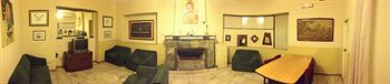 Imagen de los interiores del Hotel Alston Inn. Foto 15