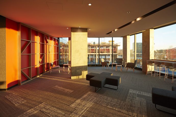 Imagen de los interiores del Hotel Alt Calgary East Village. Foto 20