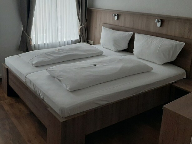 Imagen general del Hotel Alt Emder B&uuml;rgerhaus. Foto 17