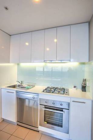 Imagen de la habitación del Hotel Alt Tower. Foto 6