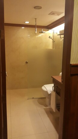 Imagen de la habitación del Hotel Alta D' Tagaytay. Foto 31