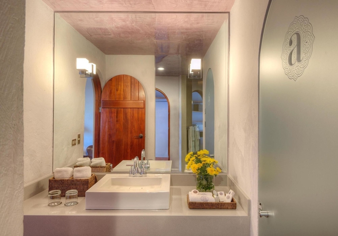 Imagen de la habitación del Hotel Alta Las Palomas. Foto 8