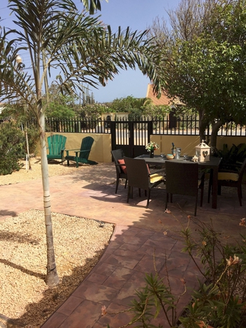 Imagen de los exteriores del Hotel Alta Montaña Apartments. Foto 12