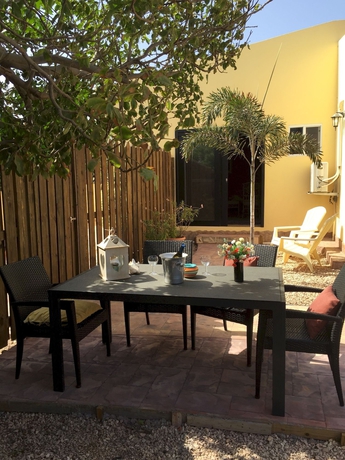 Imagen del bar/restaurante del Hotel Alta Montaña Apartments. Foto 2