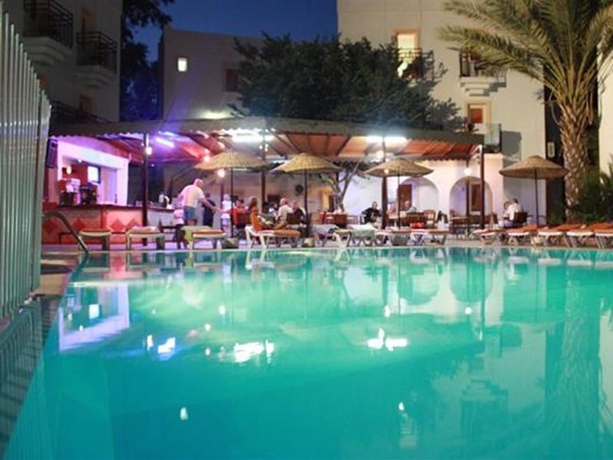 Imagen general del Hotel Alta Park Hotel Gumbet. Foto 5