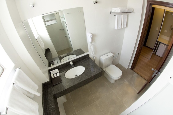 Imagen de la habitación del Hotel Alta Reggia Plaza. Foto 9