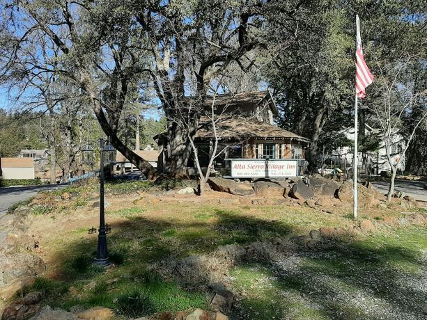 Imagen general del Hotel Alta Sierra Village Inn. Foto 7