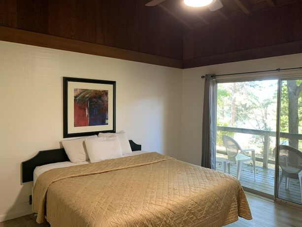 Imagen de la habitación del Hotel Alta Sierra Village Inn. Foto 16