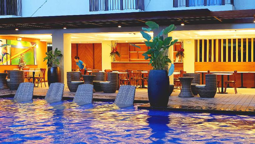 Imagen de la piscina del Hotel Altabriza Resort Boracay. Foto 20